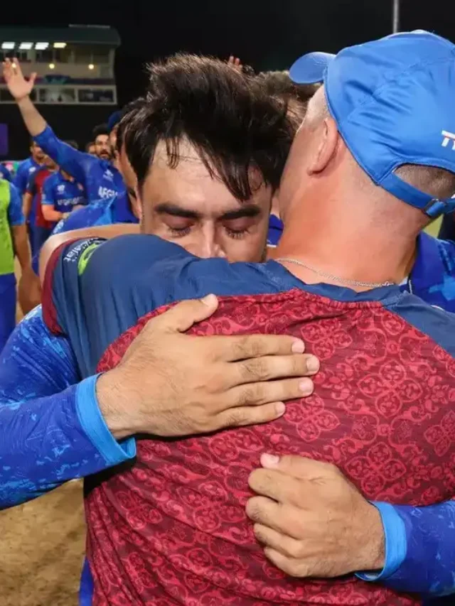 Rashid Khan Grieves Brother’s Death, Pakistan Team Offers Tribute after T20